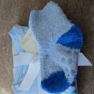 OKIE DOKIE BRAND TODDLER BOYS BLUE 3 PIECE PAJAMA AND SOCK SET SIZE 2T